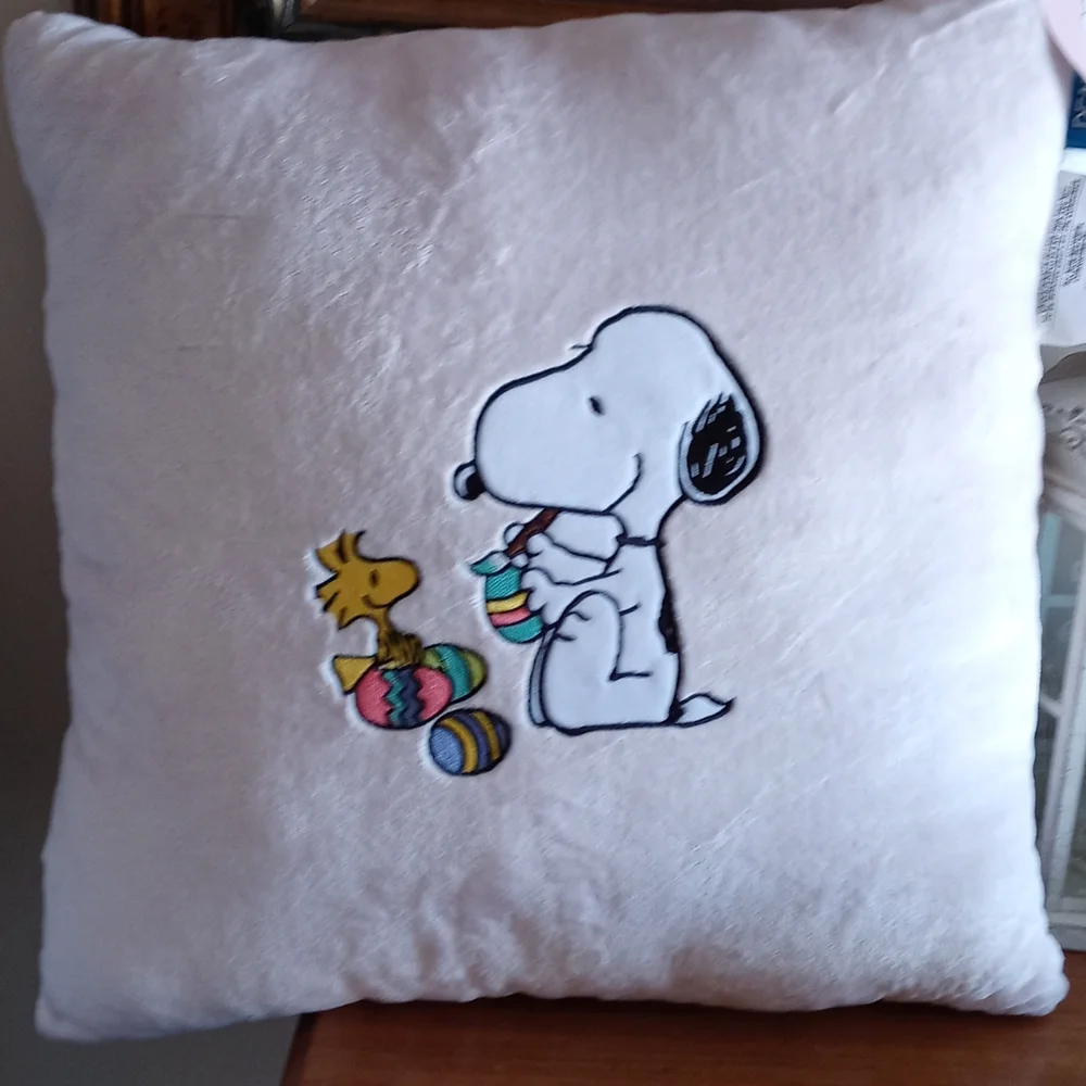 Snoopy Easter pillow
